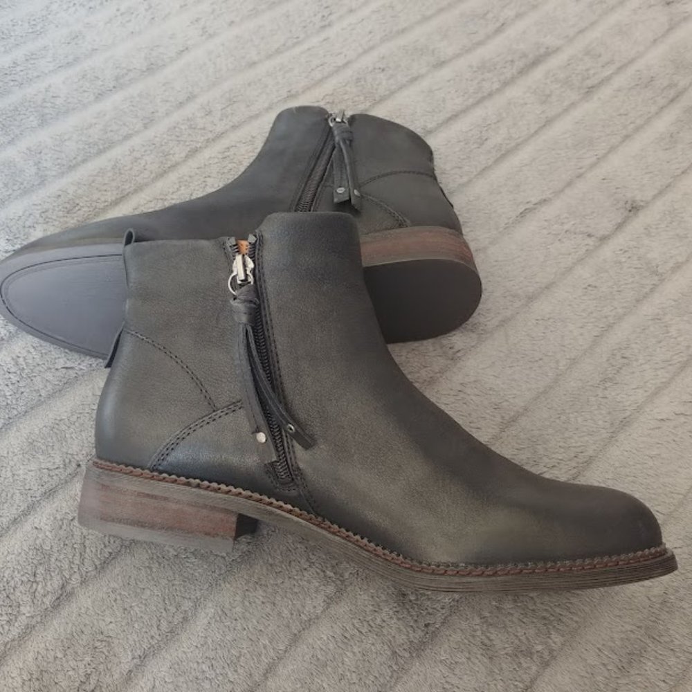 🎄SALE🎄 - NEW Franco Sarto Hyla Bootie’s/Ankle Boots
